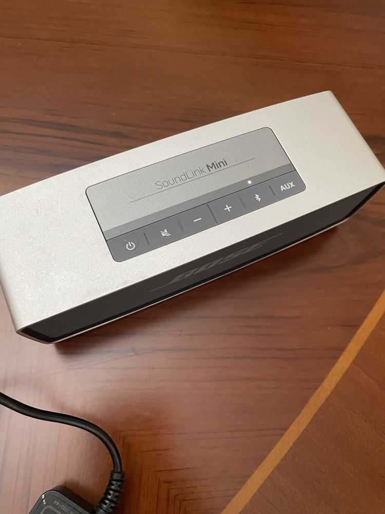 Bose soundlink mini ser1., зарядн. Станция. Зарядка, Новый аккумулятор