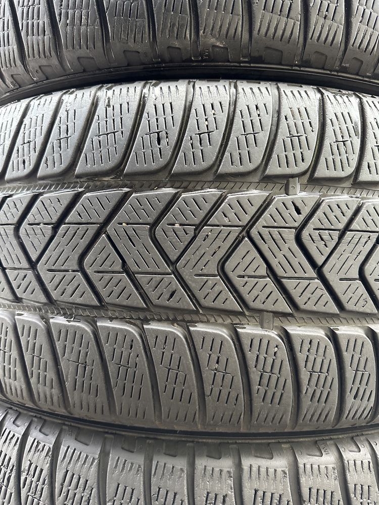 245/45/20 Pirelli Scorpion Winter