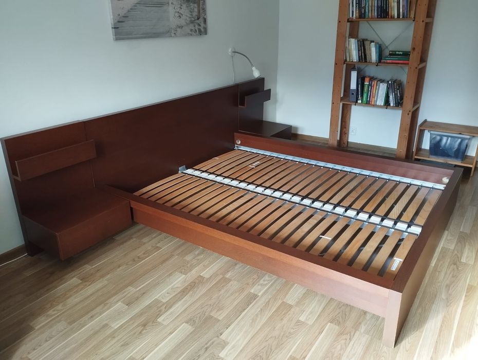 Łóżko IKEA Malm ciemnobrązowe 160x200 cm z szafkami i stelażem