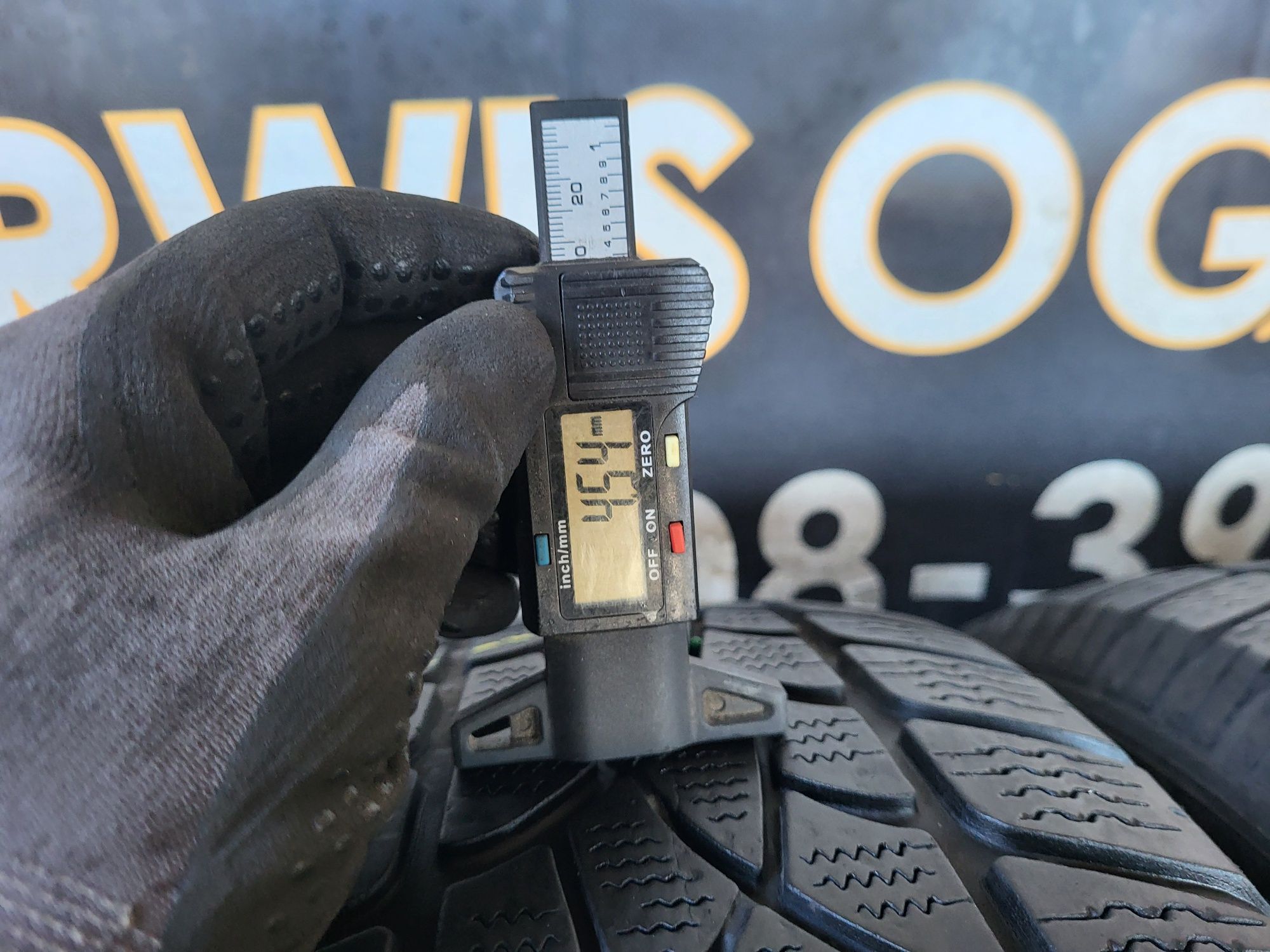 Opony zimowe 205/60/16 Dunlop 21rok