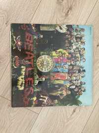 The Beatles Sgt. Peppers Lonely hearts and 3 Rainbow