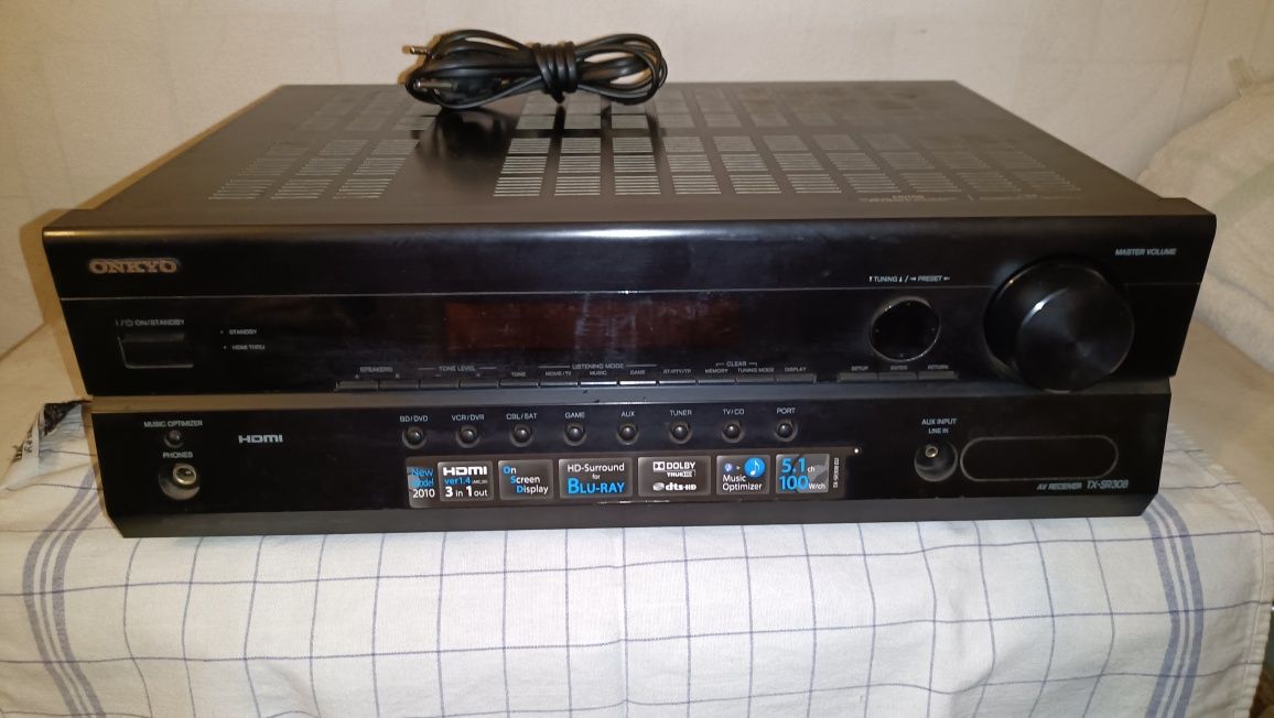 Amplituner wzmacniacz Kino Domowe Onkyo TX-SR 308 HDMI, 3D z Radiem FM