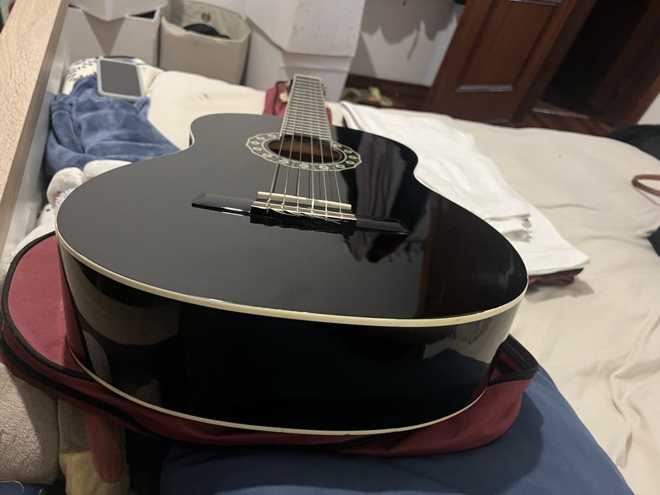 Guitarra valencia