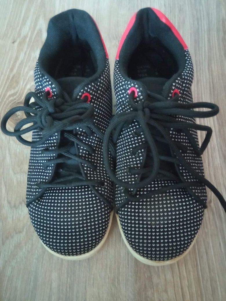 Adidasy Primark r.36 czarno-białe czerwone dodatki wiązane