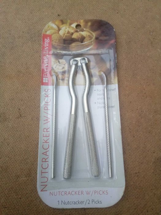 Горіхокол новий сталь