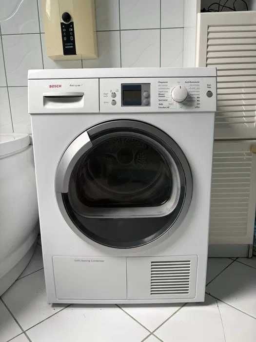 Сушильная сушильна машина Bosch 7 WTW86560 з тепловим насосом.