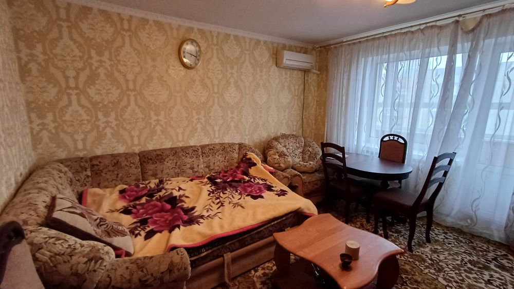 Продаж трикімнатної квартири по.Пр. Миру в Чернігові