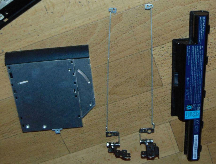 Acer Aspire V3-531 по частям (разборка)