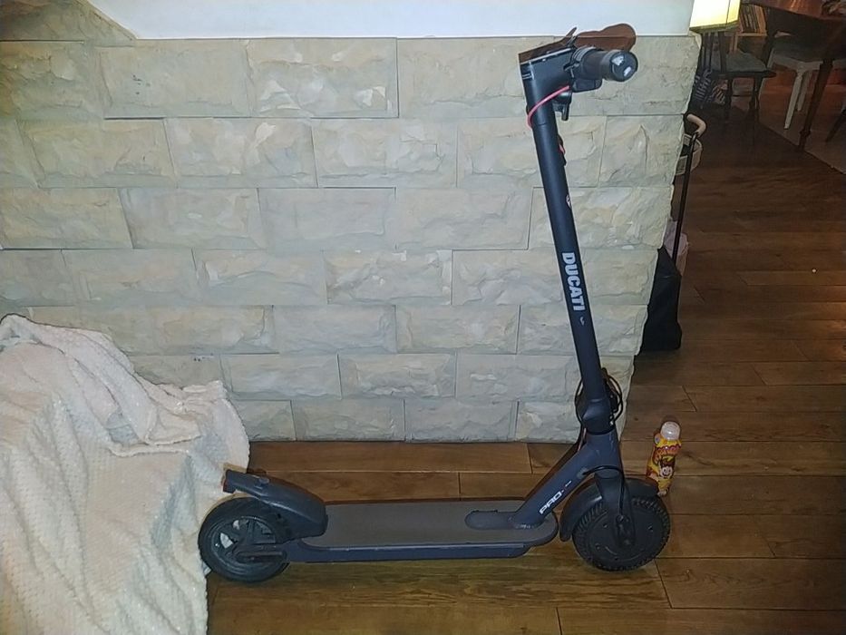 Hulajnoga elektryczna Ducati pro 1 Evo