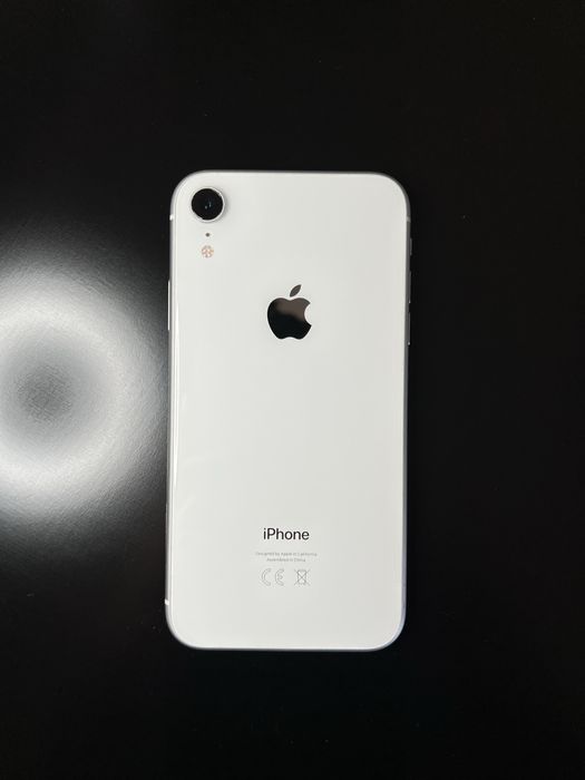 iPhone XR 64gb Desbloqueado