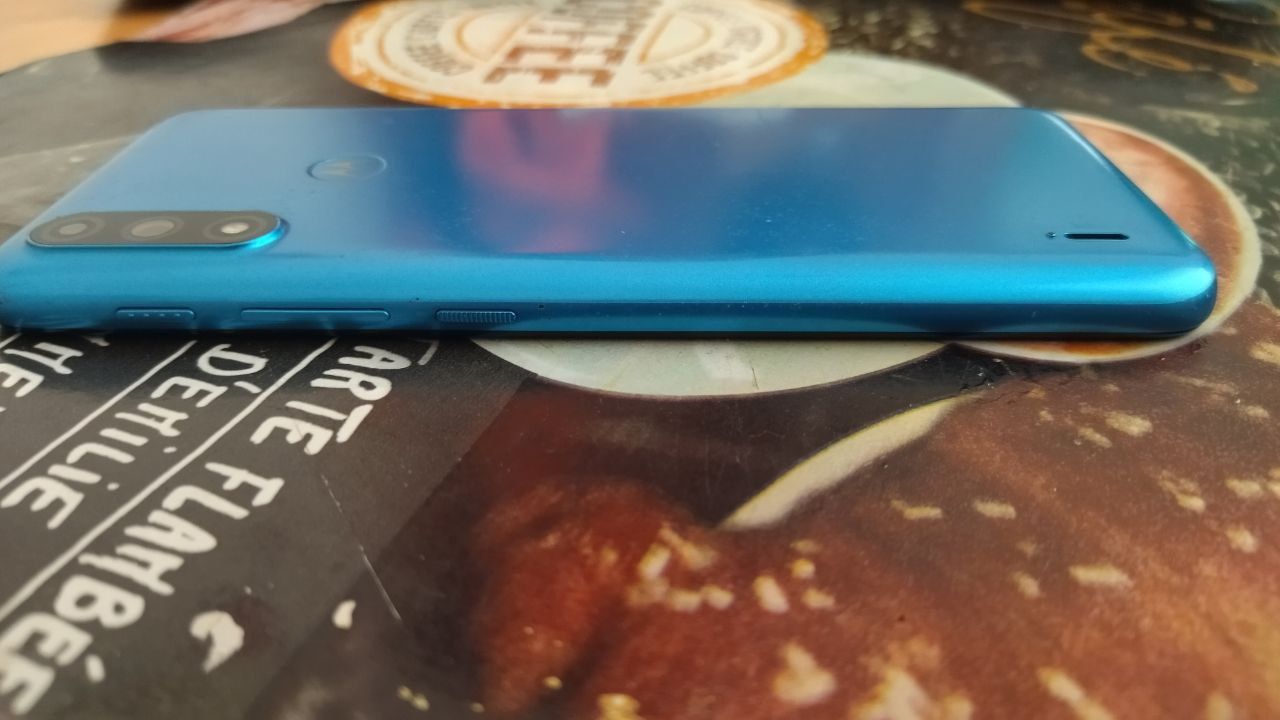 Motorola e7 power в гарному стані