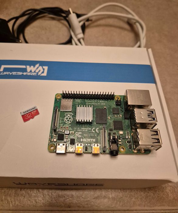 Комплект Raspberry Pi4 4Gb, SD card 32GB, дисплей, HDMI, блок живлення