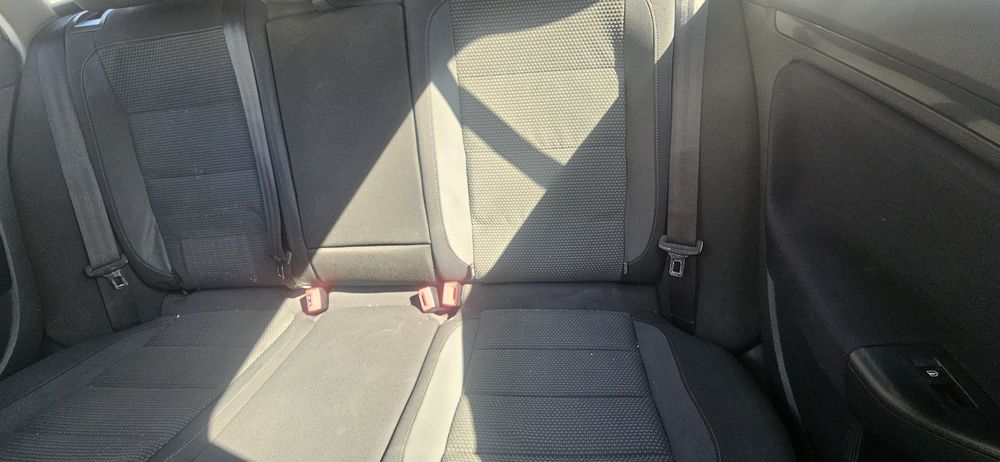 Vw Golf Variant 1.6 TDI 120€/Mês