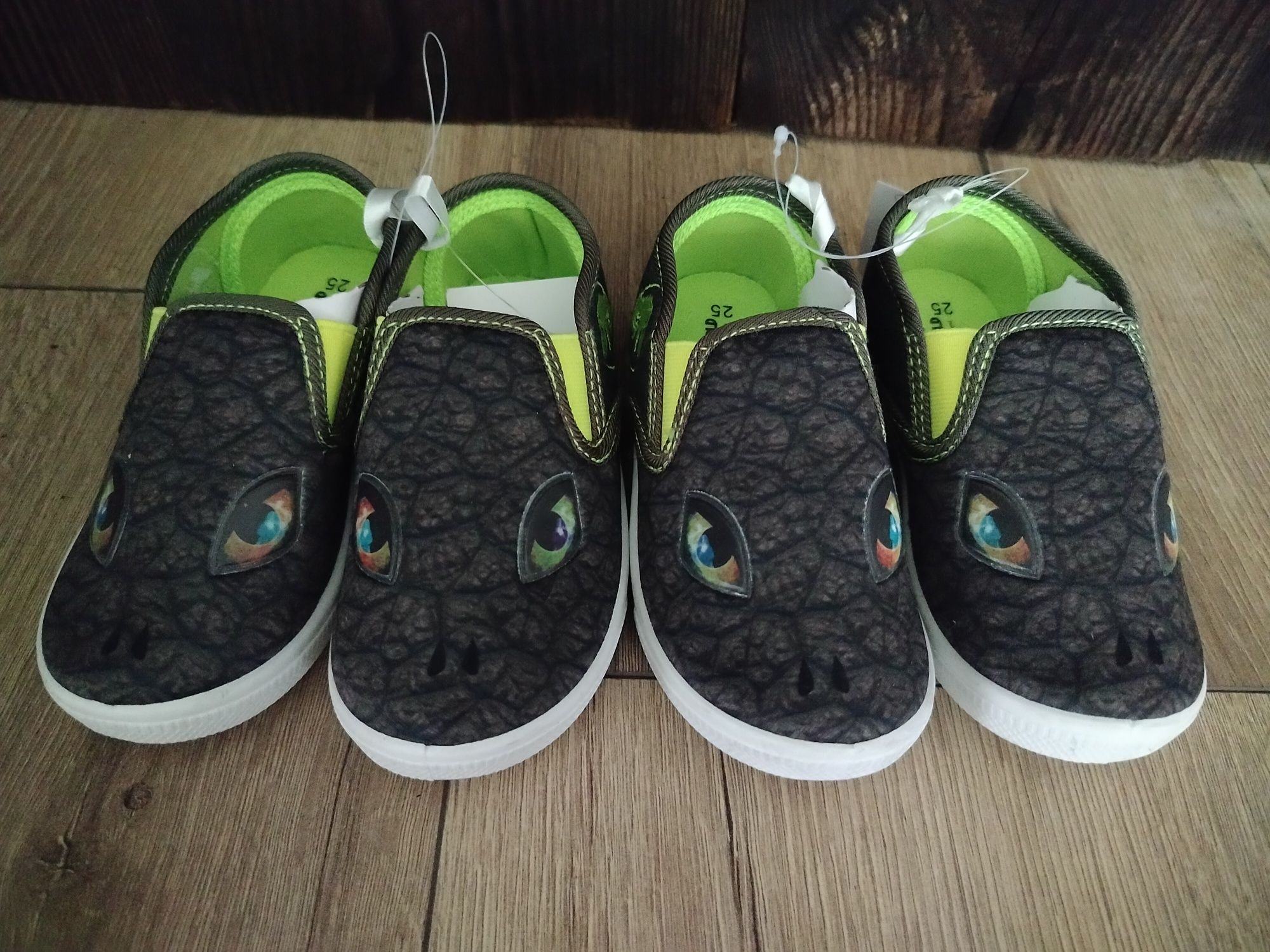 Nowe trampki 25 bliźniaki