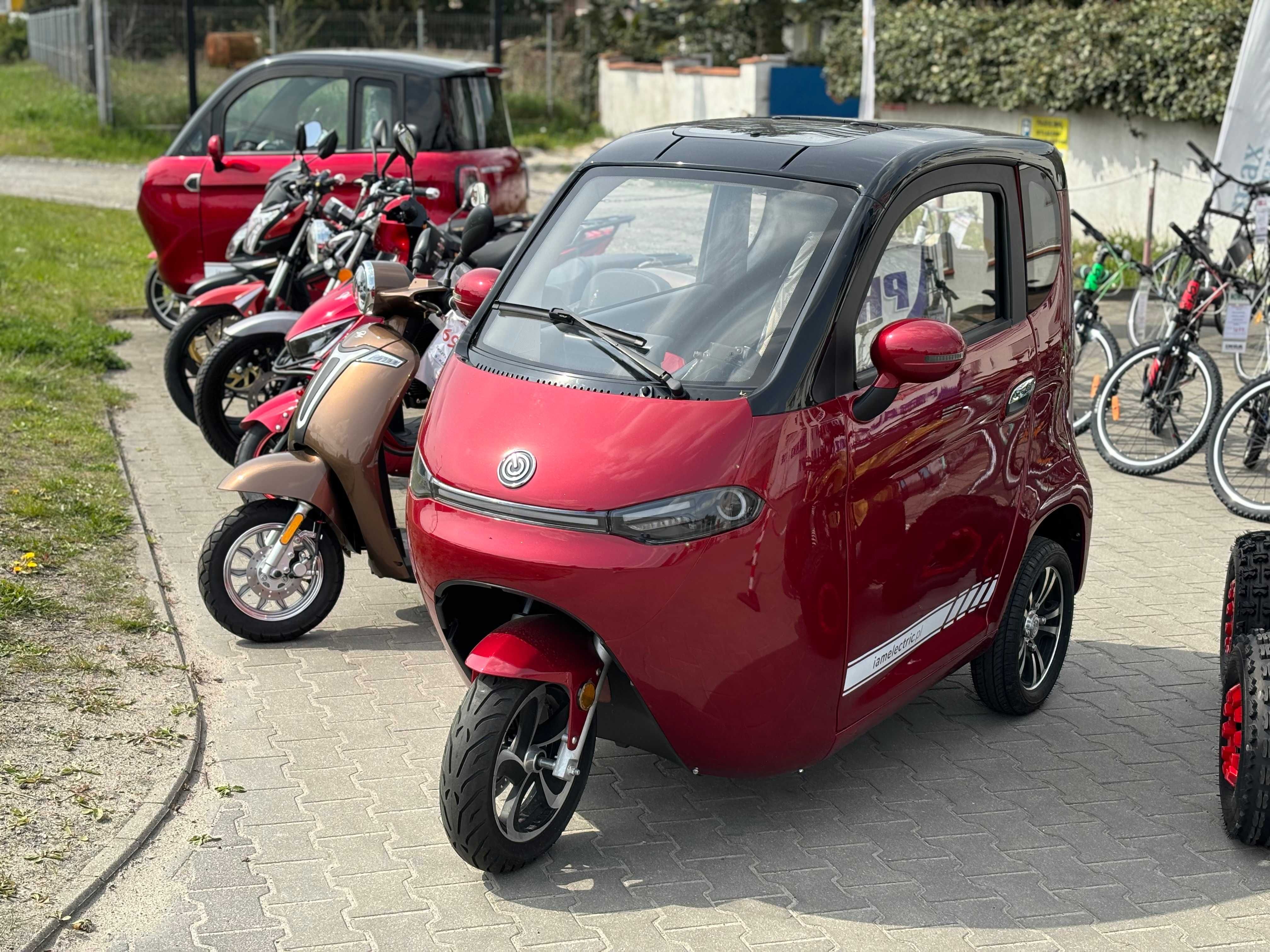 Motorower elektryczny trójkołowy zabudowany NEMO