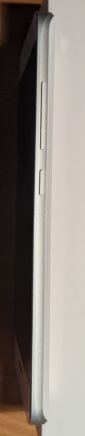 Xiaomi mi5 3/64gb білий.