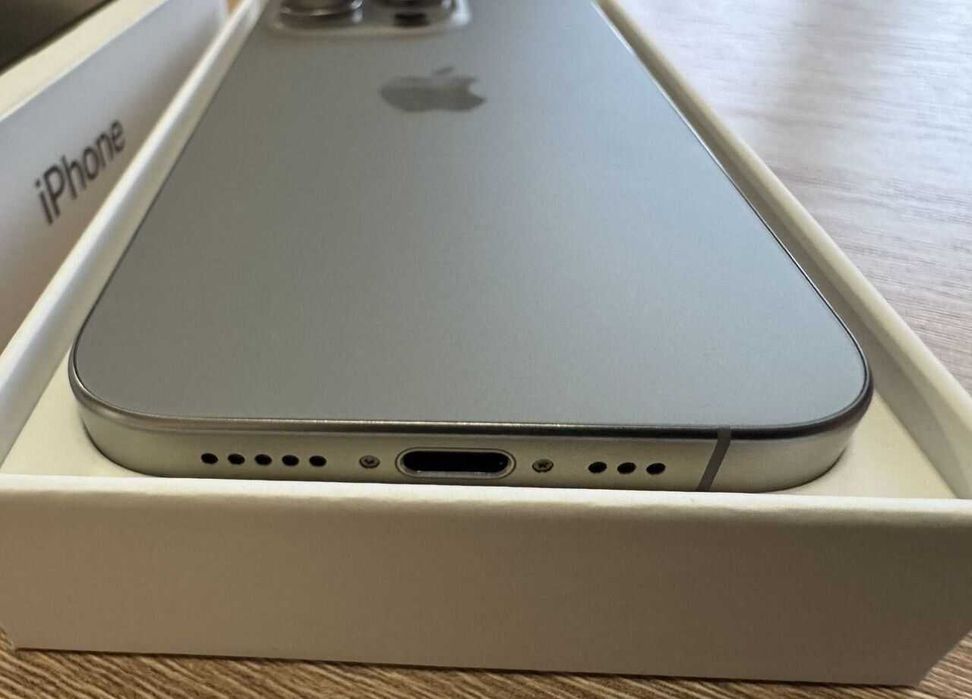 iPhone 15 Pro 256 ГБ