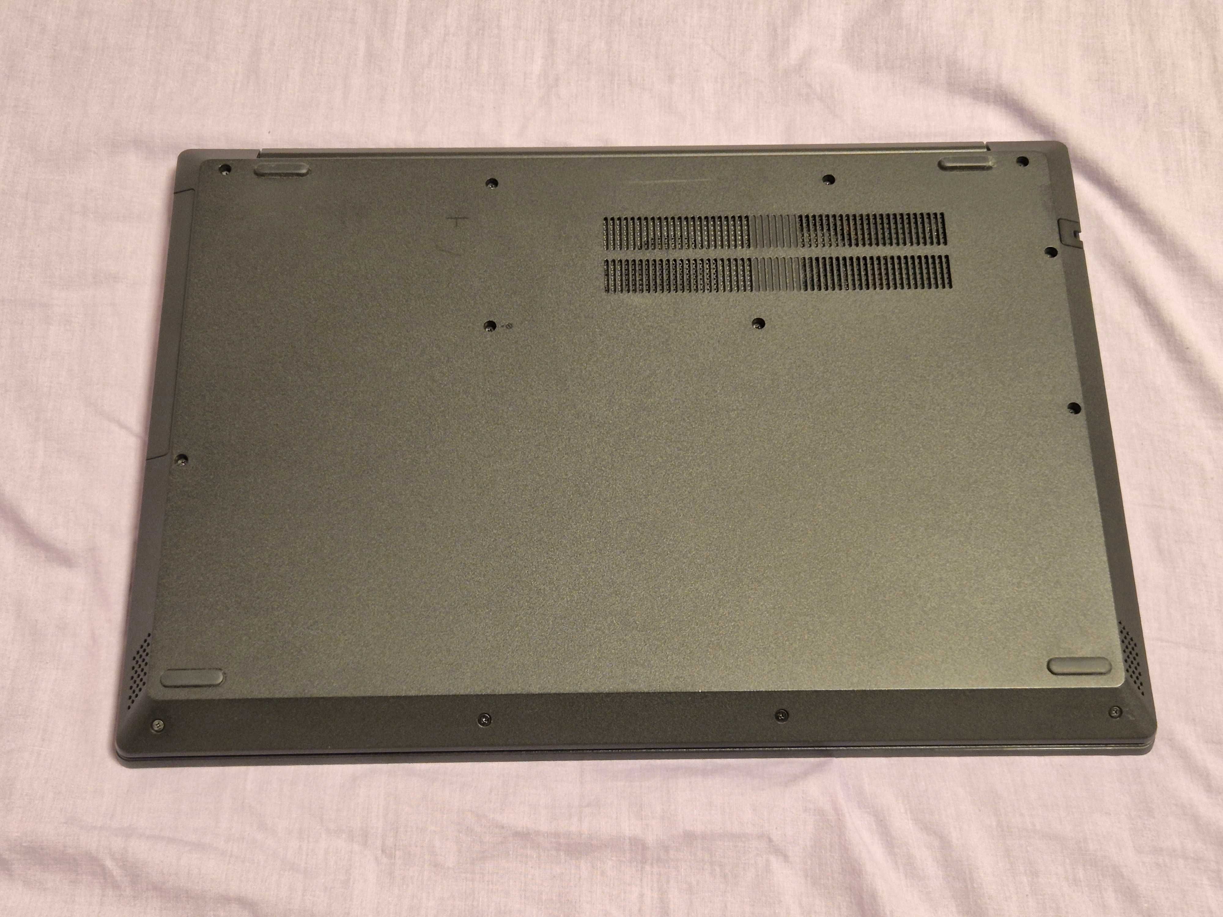 Lenovo L340 Ryzen 3 3200U 12GB 480GB Radeon Vega Mobile GFX 17' FullHD