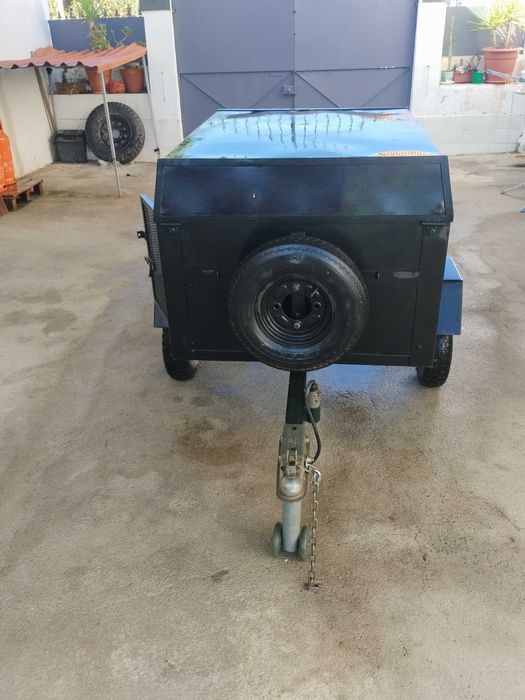 Atrelado transporte de cães