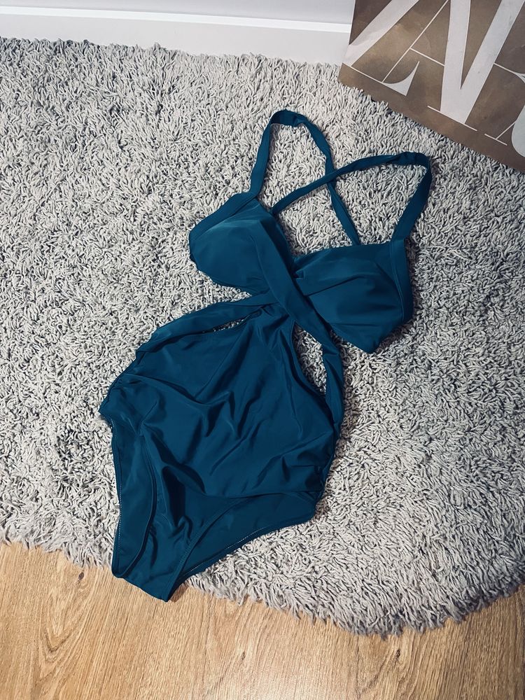Piekny jednoczesciowy stroj kapielowy rozm S bikini zielone