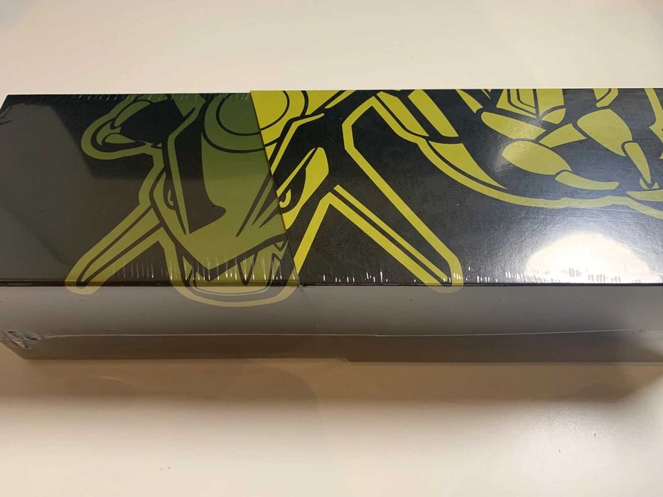 Pokémon TCG 25th Anniversary Collection Rayquaza (Traditional Chinese)