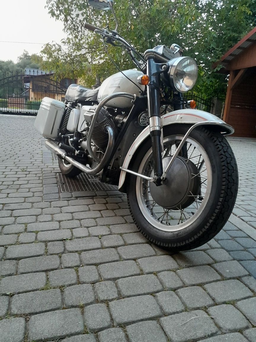 Moto guzzi V7   1968