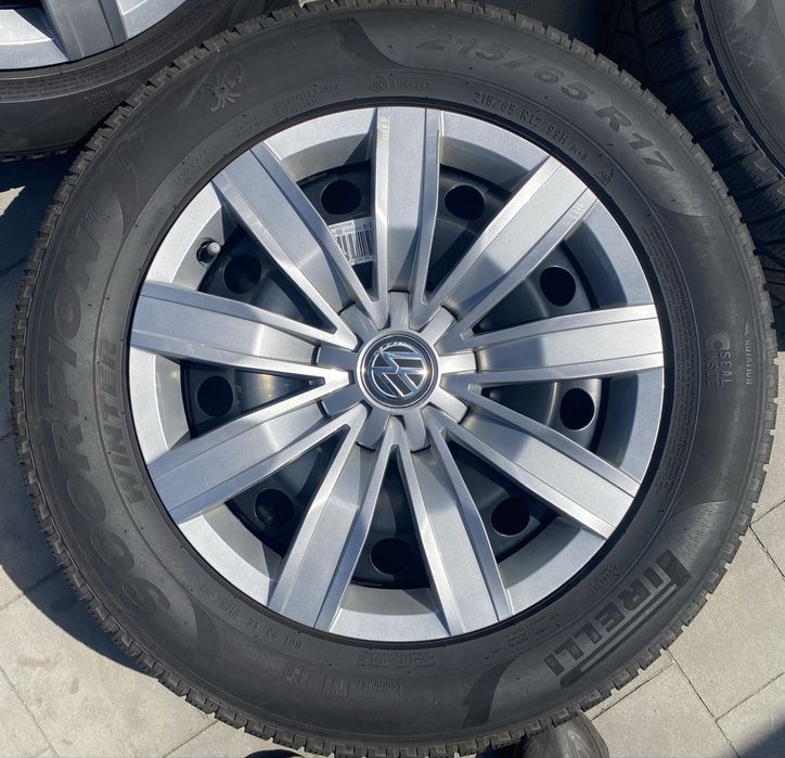 Koła zimowe 215/65 R17 VW Tiguan 5NA Felgi Opony Kołpaki 5x112 ET 38
