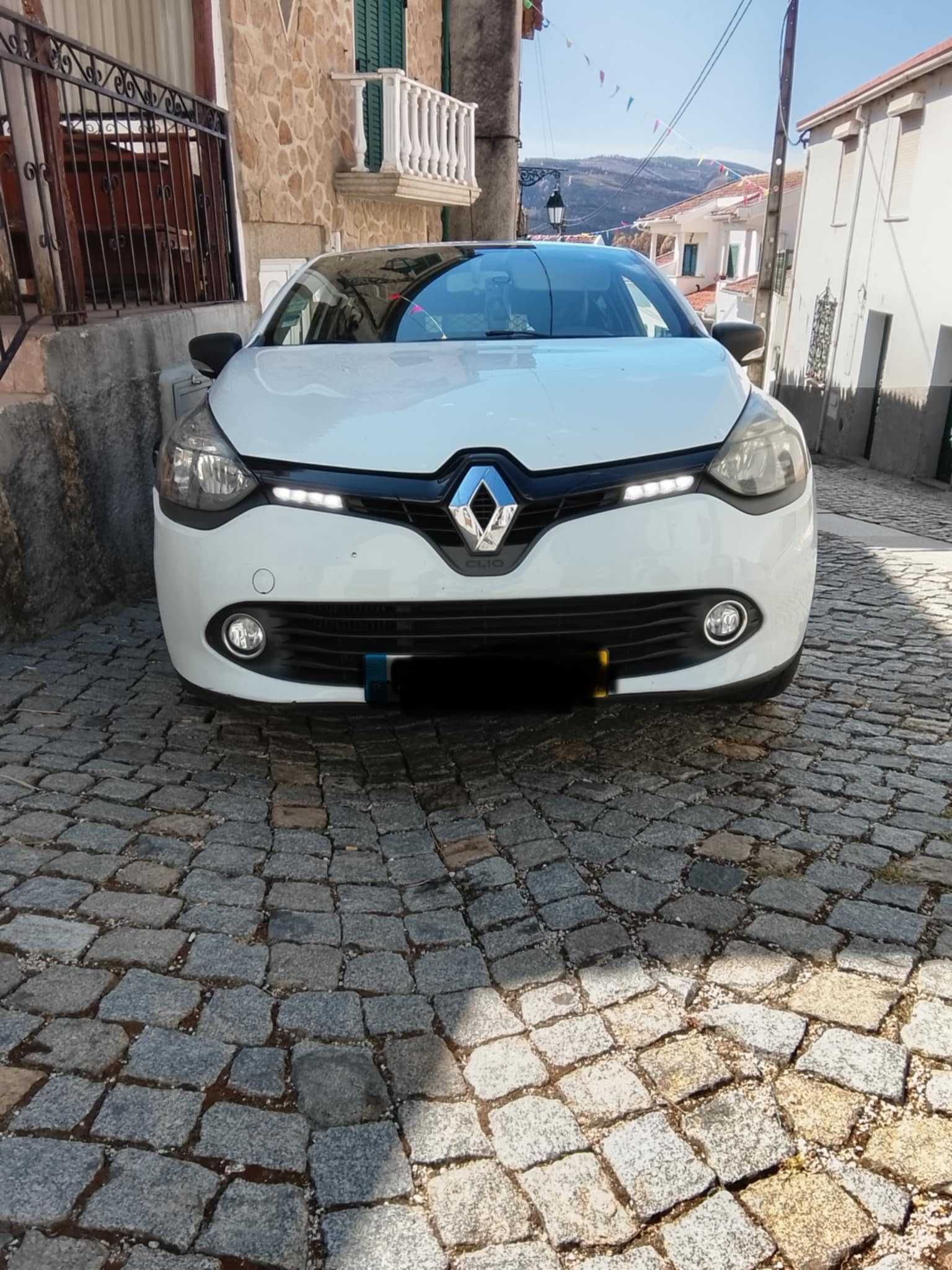 Vendo Renault Clio 5 portas comercial
