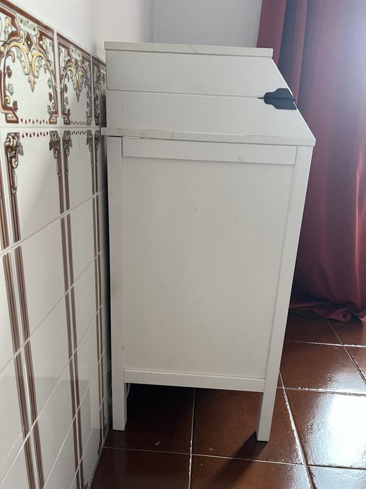 Muda fraldas/cómoda IKEA SUNDVIK