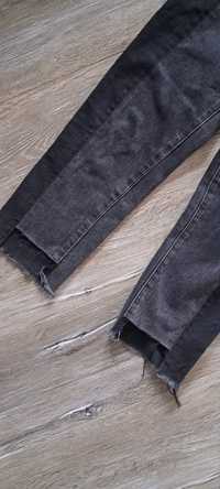 Spodnie jeans damskie