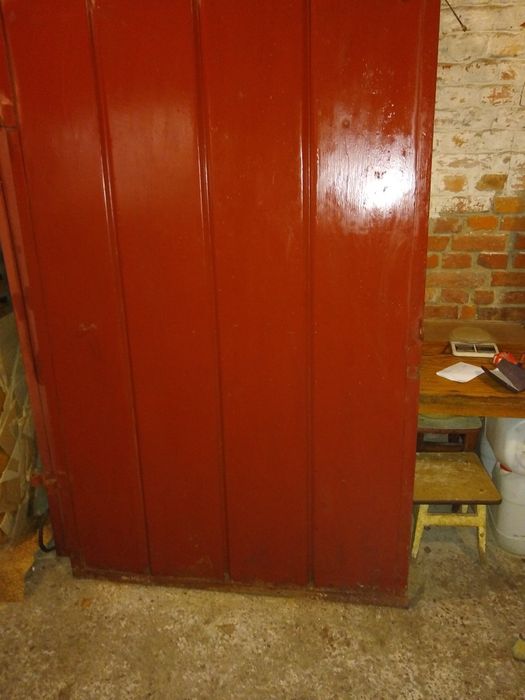 Металлические ворота на гараж