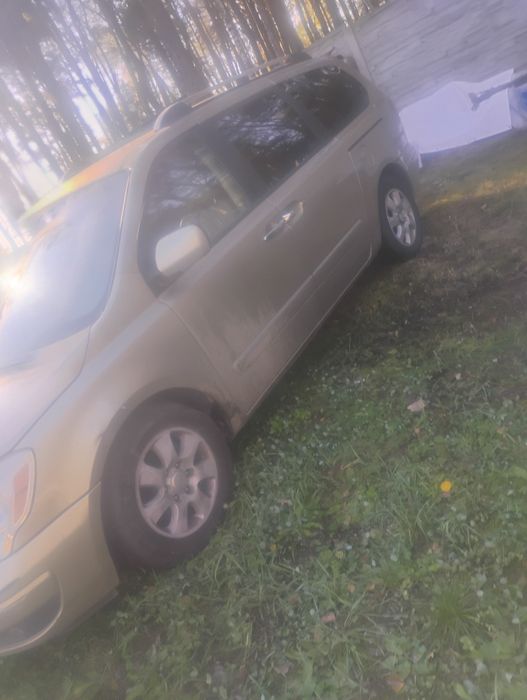 Hyundai Entourage w całości Automat lub na poszczególne części.