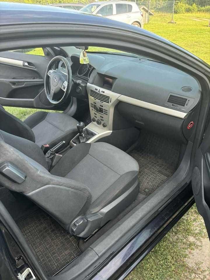 Opel Astra H 1.7  2008r.