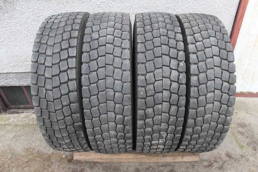 4x Michelin X Multi 275/80R22,5 - 275 80 R22,5 15 mm 2019 r.