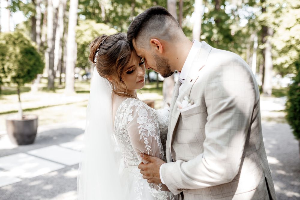 Продам або здам на прокат весільну сукню в ідеальному стані