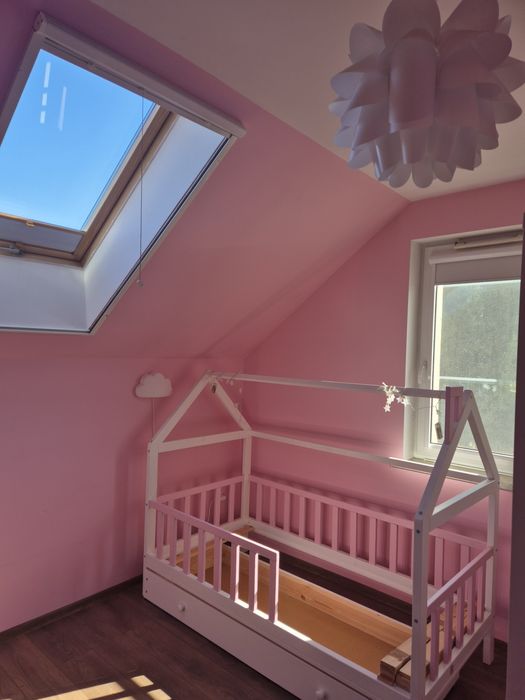 Łóżeczko dla dziewczynki