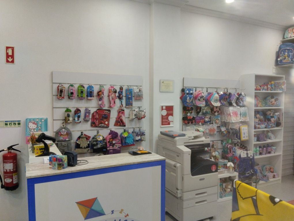 Loja no centro do Fundão