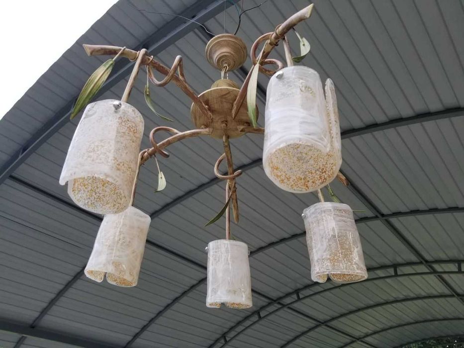 Люстра в стилі афро