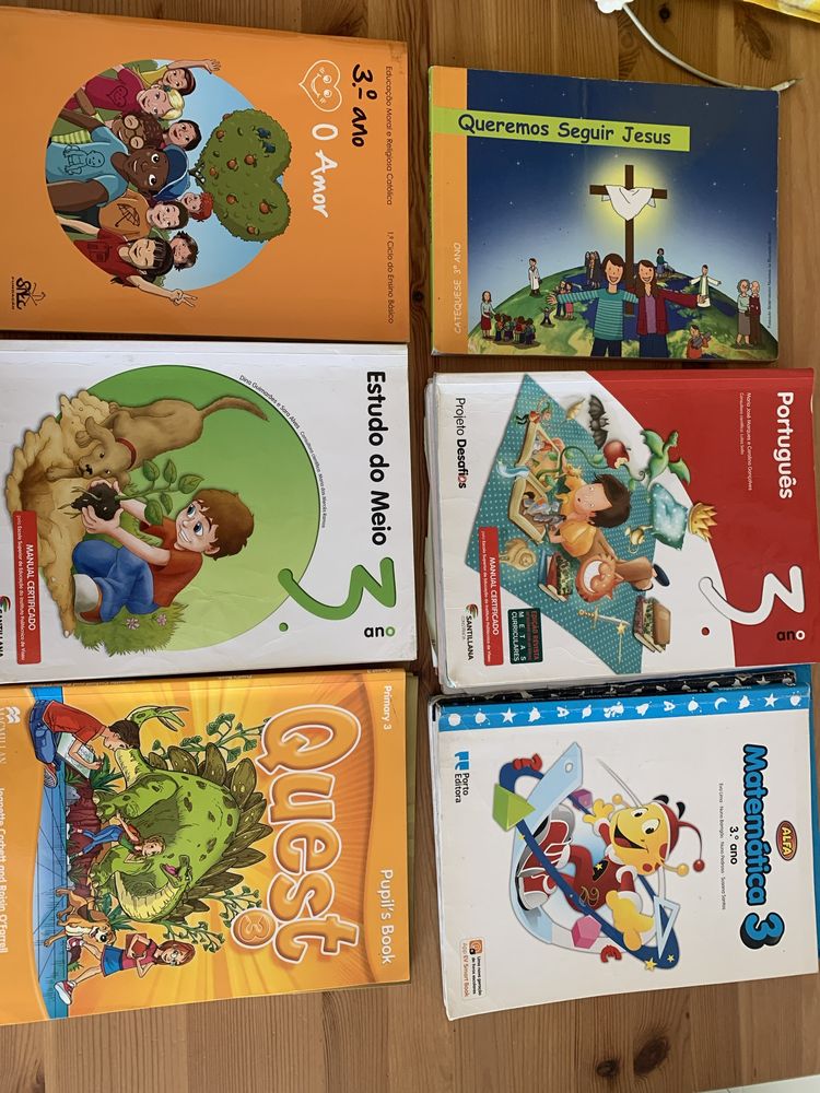 Livros escolares 3 ano