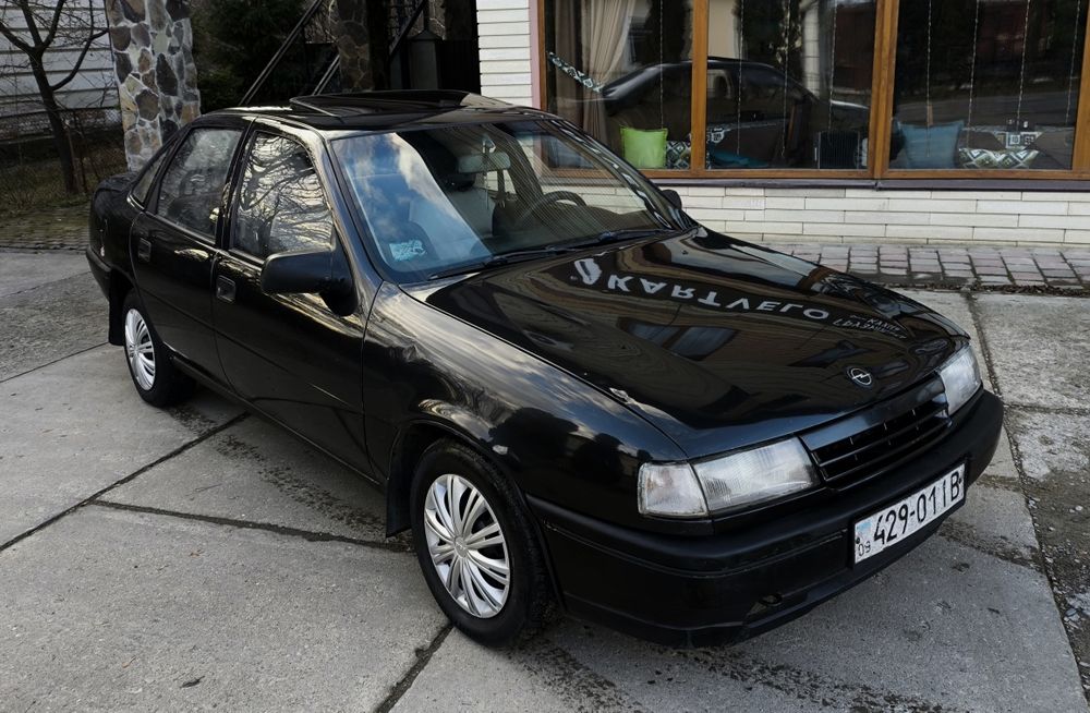 Opel Vektra A 1.6 Бензин в гарному стані Вектра авто машина