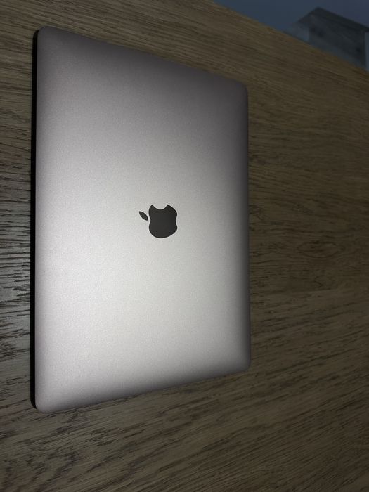 Apple Macbook Air 2018 r.