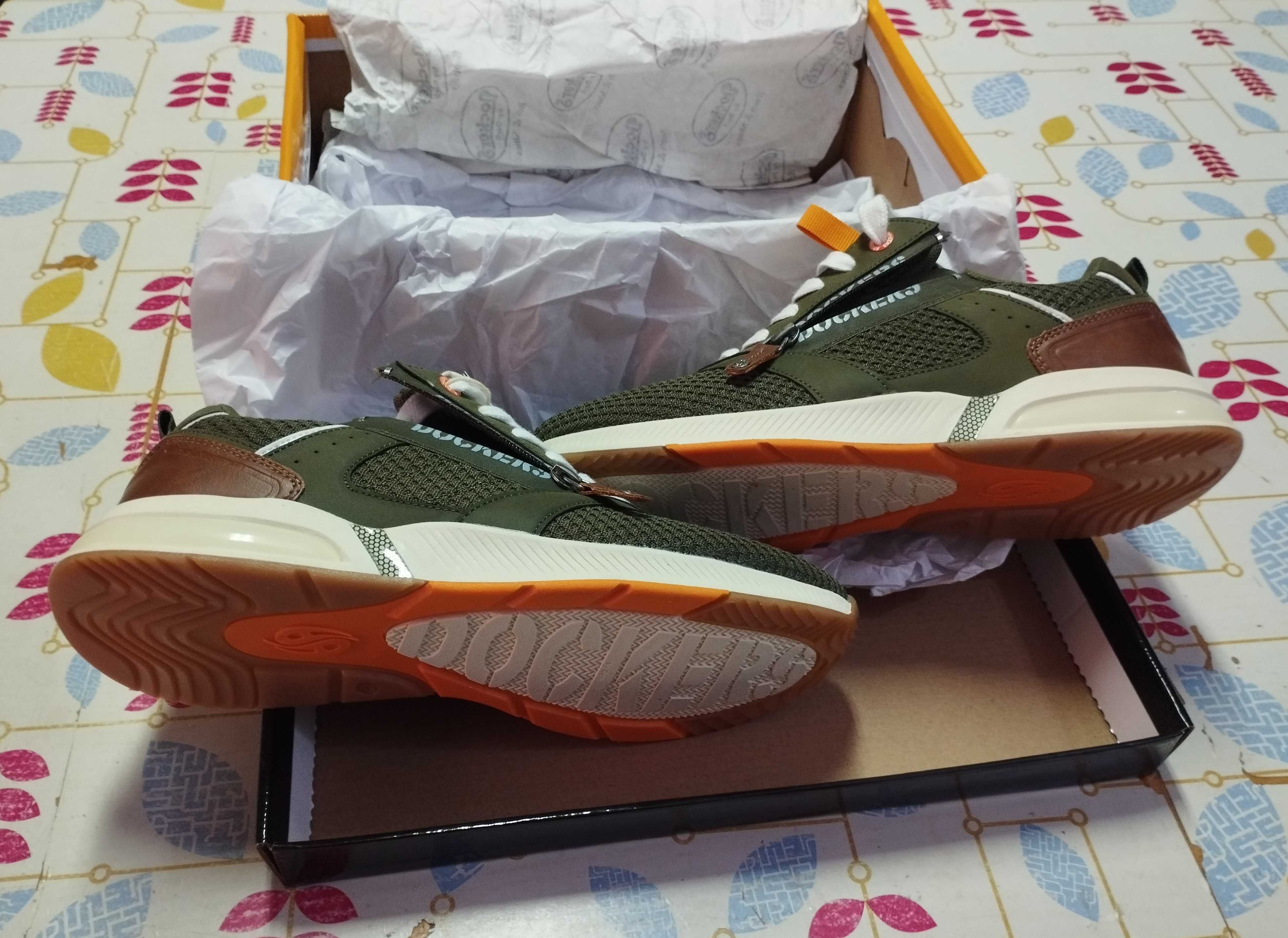 Sapatilhas marca Dockers novas nunca usadas