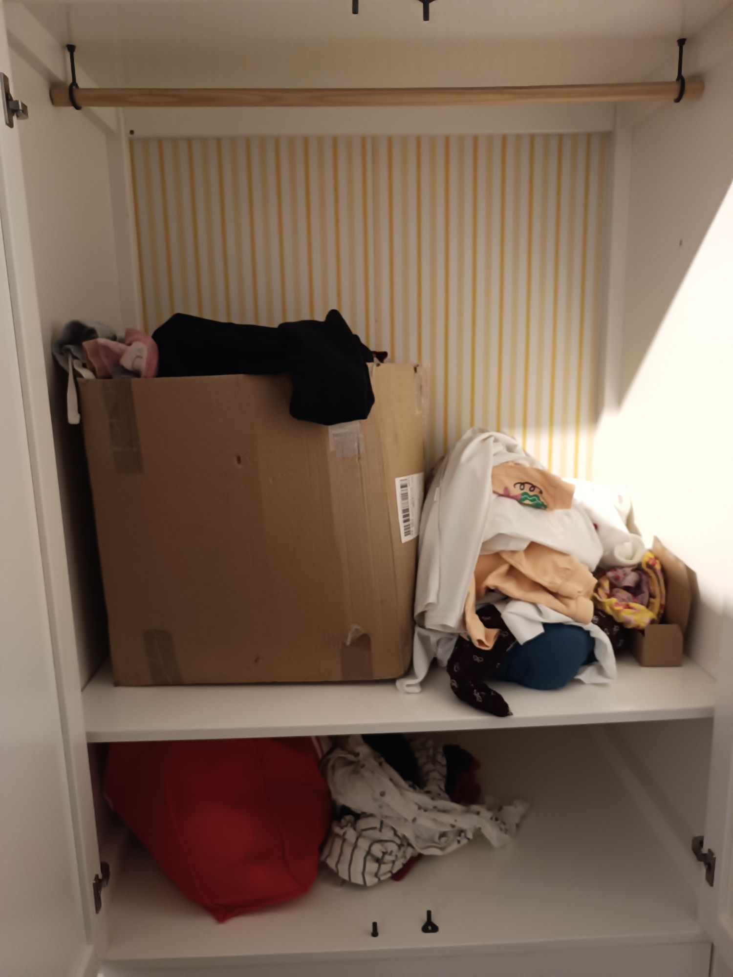 Szafa biała Ikea
