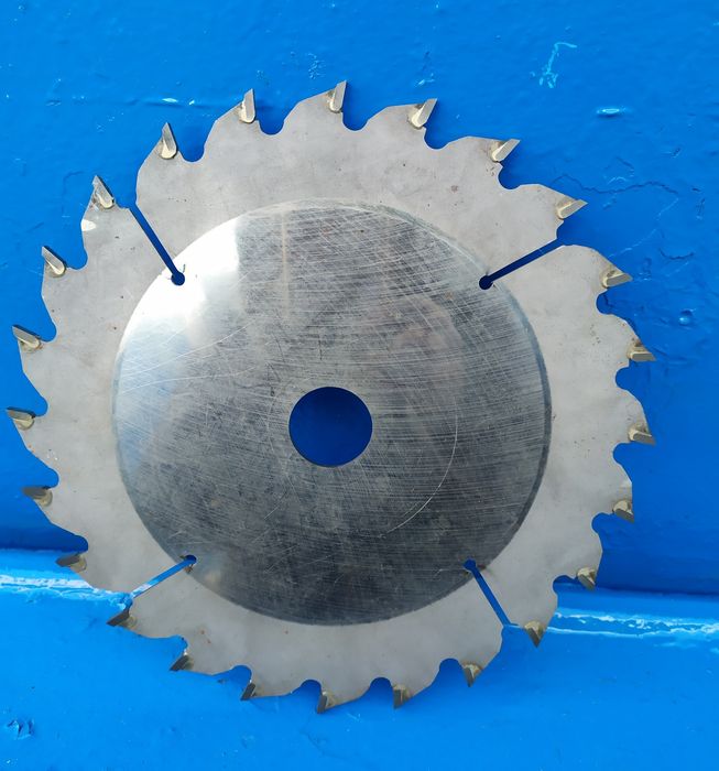 Пила дисковая 240/30/24