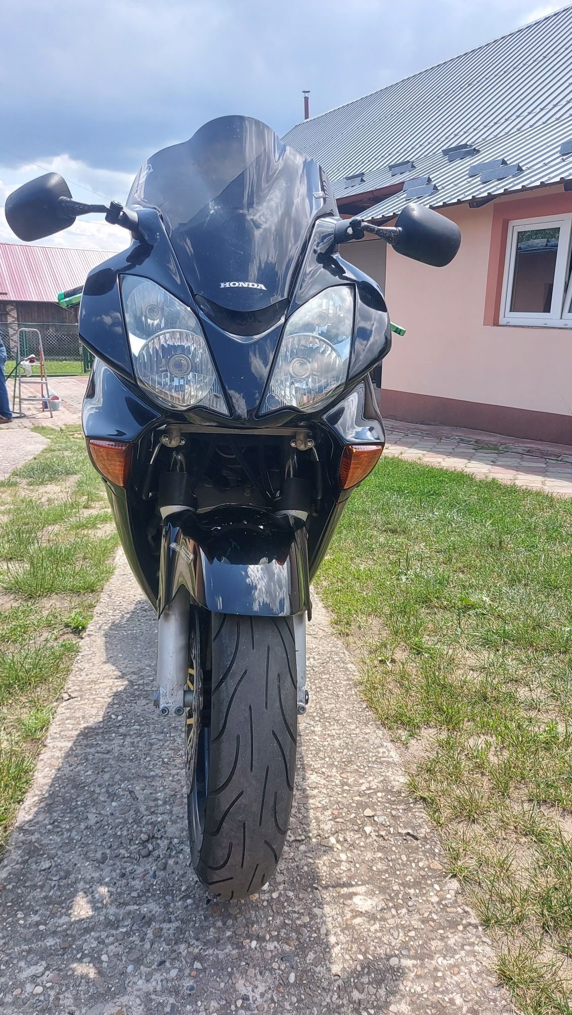 Honda vfr 800 vtec 2005r