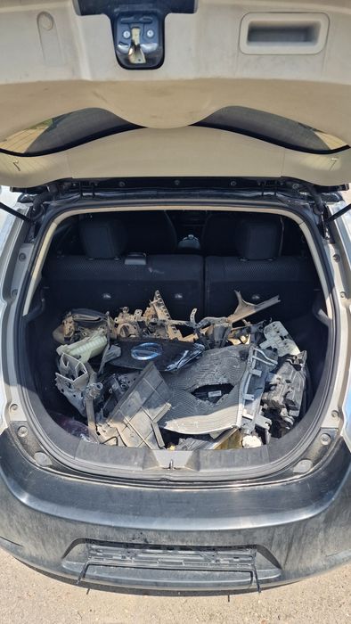 Продам Nissan Leaf 2015 Черный