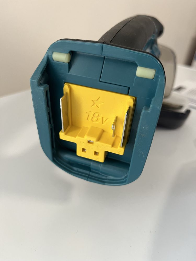 Ножиці, (кущоріз ) акумуляторні Makita DUM604ZX