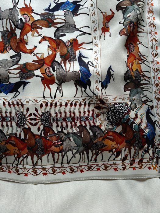 Apaszka jedwabna 100% silk konie koniki