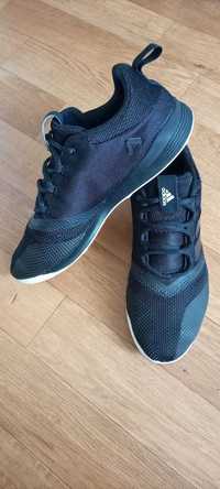 Продам мужские кроссовки Adidas (Вьетнам)