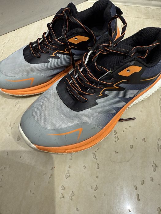 Кросівки 35 розмір